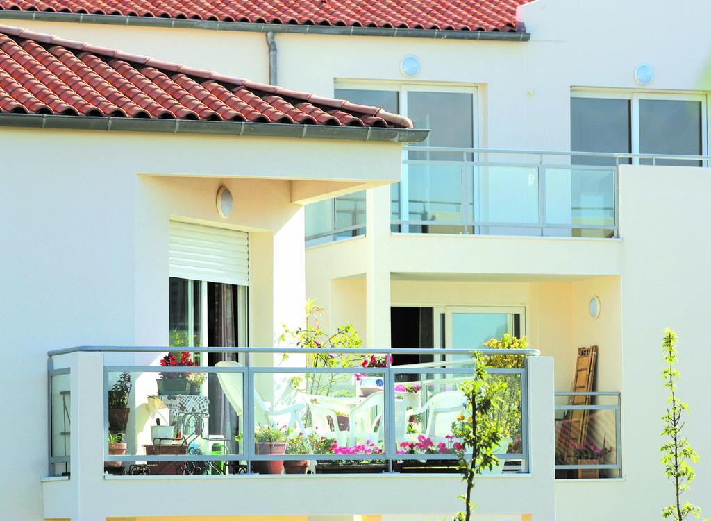 Domitys Le Clos De La Seigneurie Aparthotel Les Gonds Luaran gambar